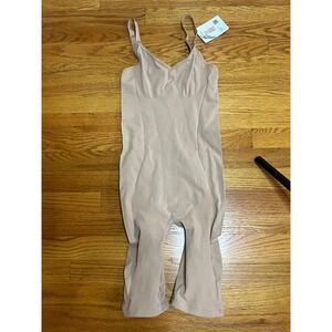 Leonisa Full Coverage Seamless Shaping Bodysuit Nude Moderate Compression NWT XL